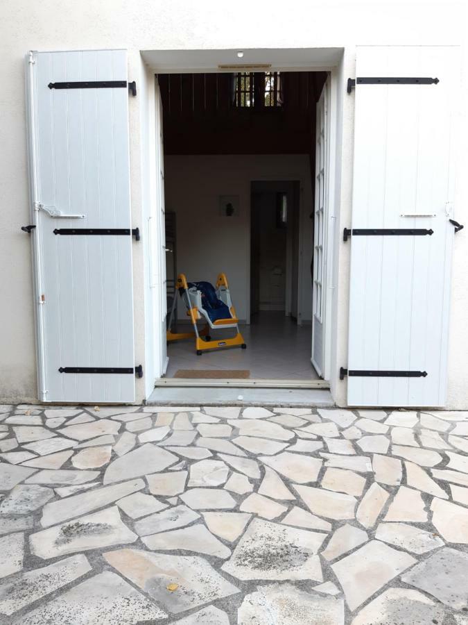 L'Abri D'Emilie Villa Saint-Xandre Exterior foto